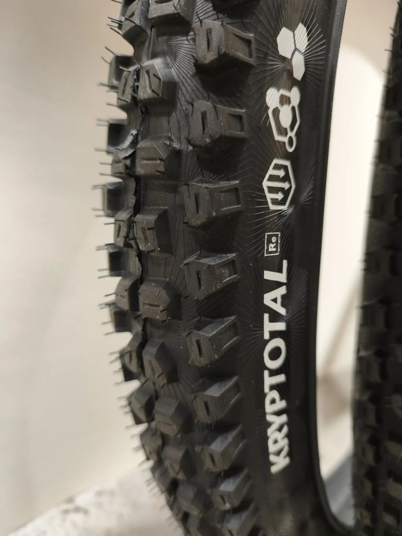 Continental Kryptotal 29"x2.4 + 27.5"x2.4
