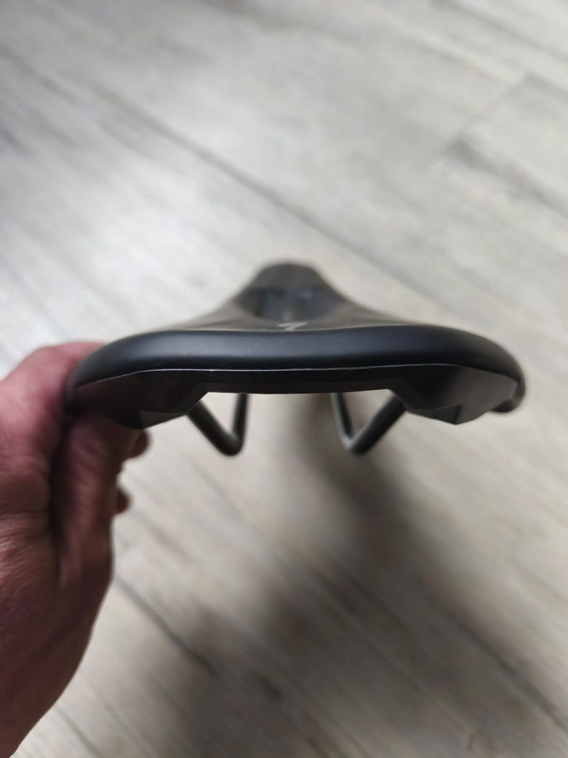 SPECIALIZED Power Comp Mimic Black 143 mm