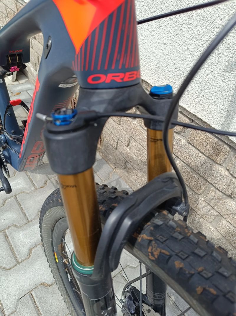 ORBEA OIZ M10 - KARBONOVÁ KOLA ! SRAM XX1 !