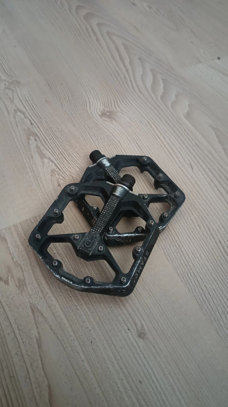 Crankbrothers Stamp 7 small 