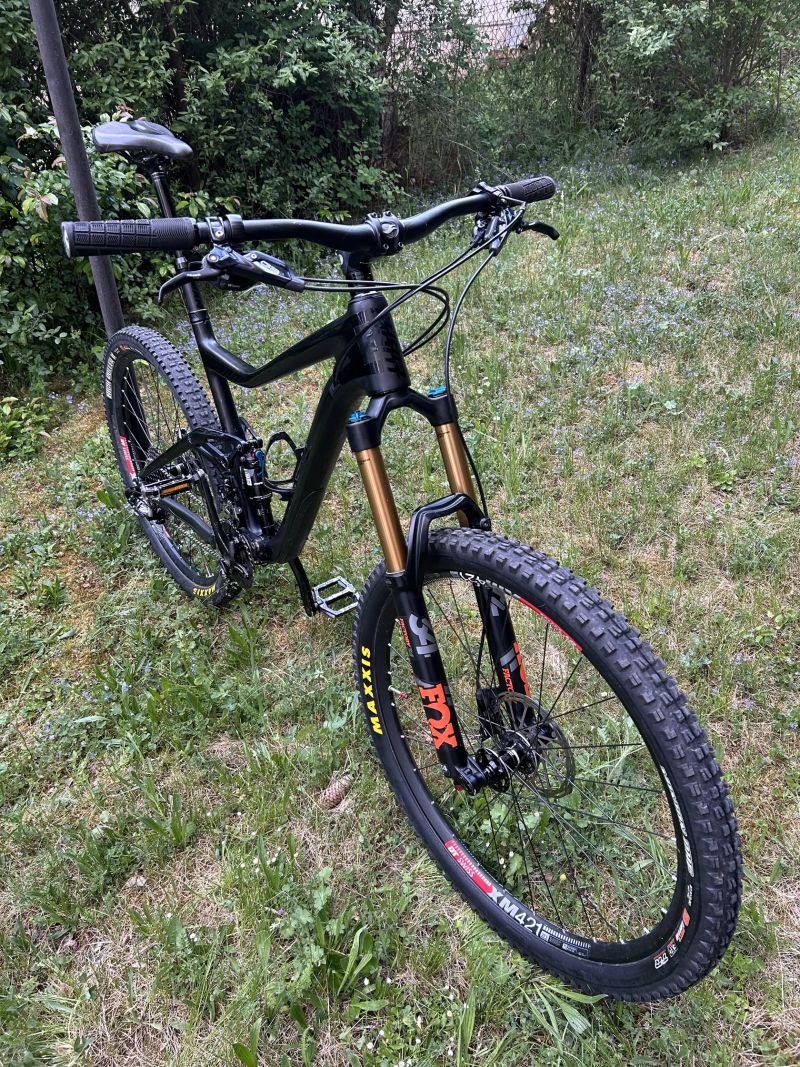 Giant Trance Advanced Raw Carbon Fox Factory