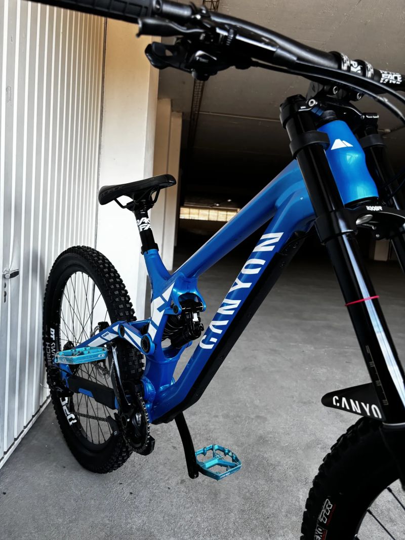 Canyon Sender