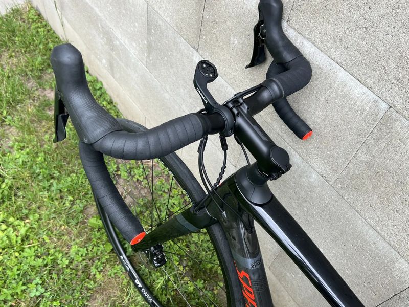 Specialized Roubaix Sport 105