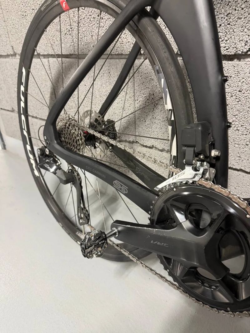 Orro Venturi Shimano 105 Di2. Vel L, pro postavu 175-185 cm