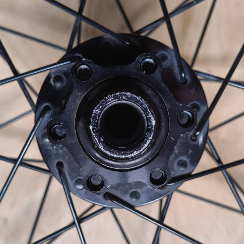 Rockrider BOOST 29 přední kolo