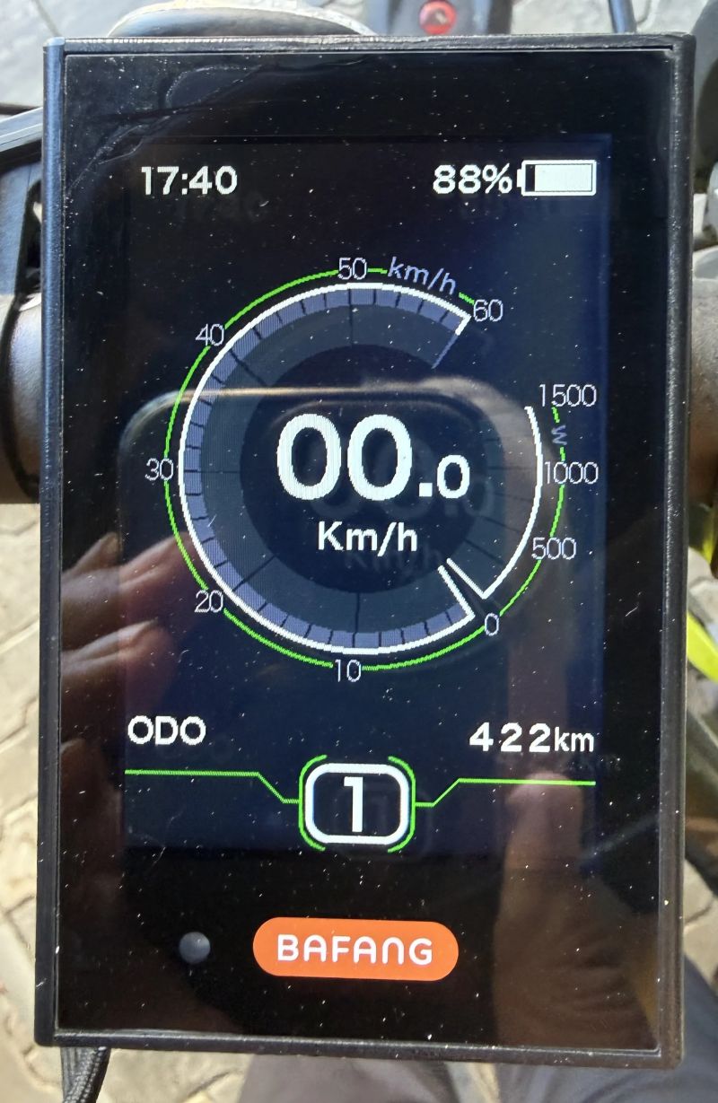 CRUSSIS E-LARGO 7.4 - 400KM NÁJEZD