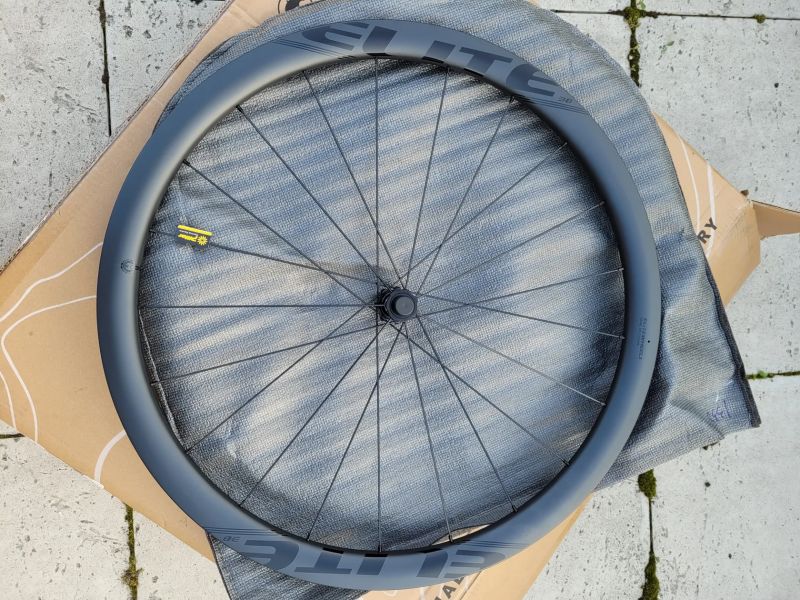 Karbonová silniční kola ELITEWHEELS ENT 2.0 Disc 38mm, ořech XDR, nová