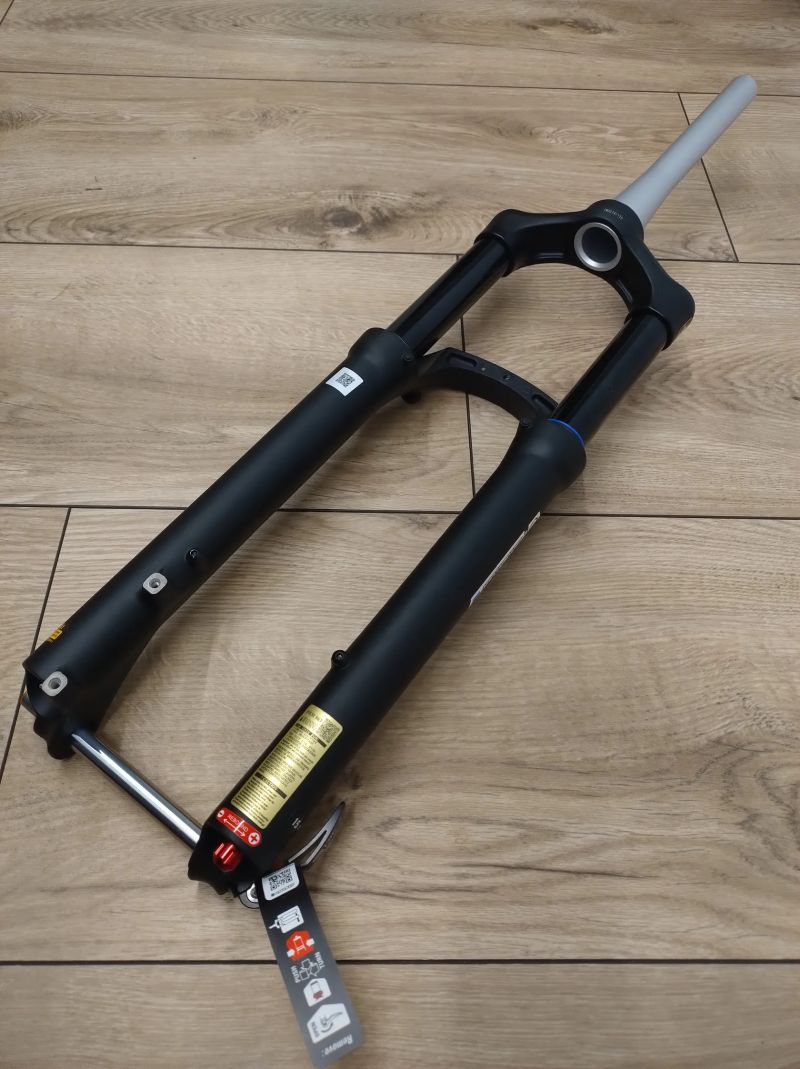 Nová SR Suntour Aion 35 130mm Boost