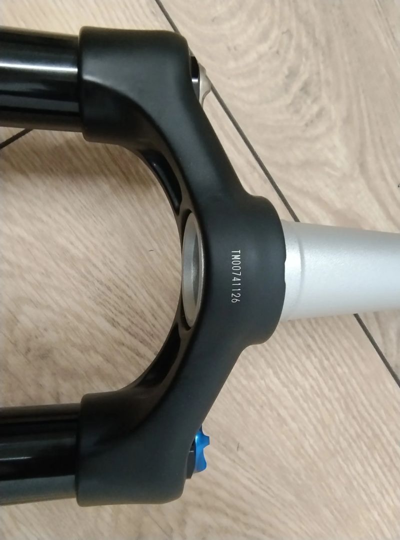 Nová SR Suntour Aion 35 130mm Boost