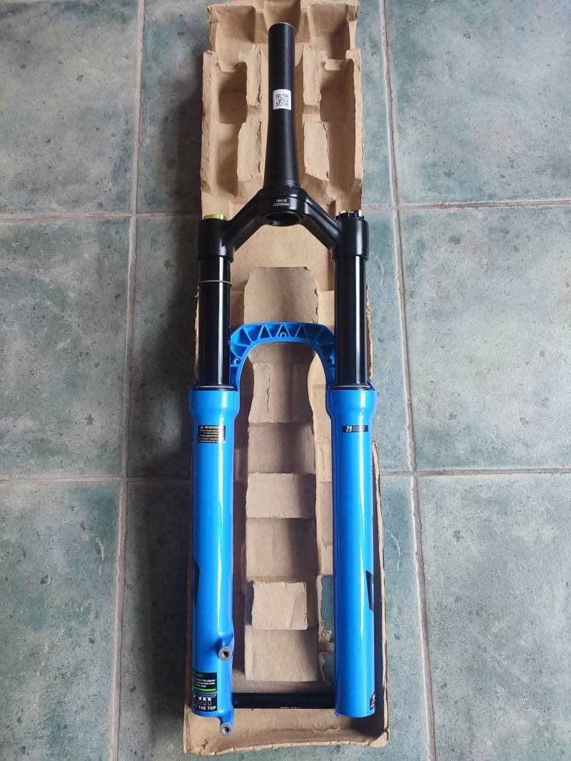 Vidlice DVO Sapphire D1 29" 130mm