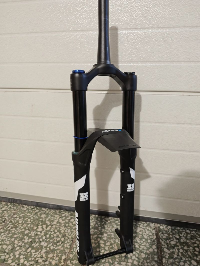 Vidlice SR Suntour Durolux 38 EVO Boost 160mm