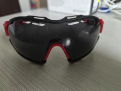 Rudy Project Cutline Fire Red za 1500 Kč a dále brýle Van Rysel