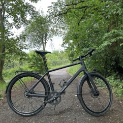 Bezúdržbové městské kolo Canyon Commuter 6