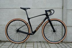 Rám+kola Giant - Revolt Advanced