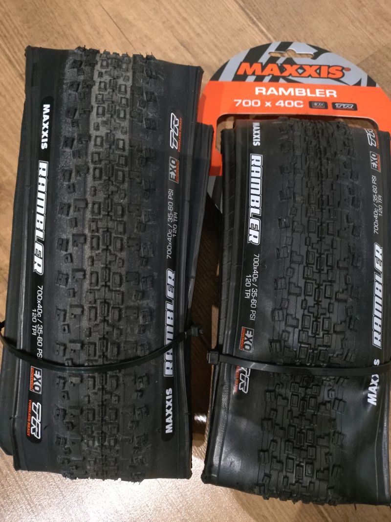 Pláště Maxxis rambler