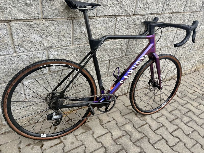 Canyon Inflite CF SL 7 AXS + powermeter Quarq