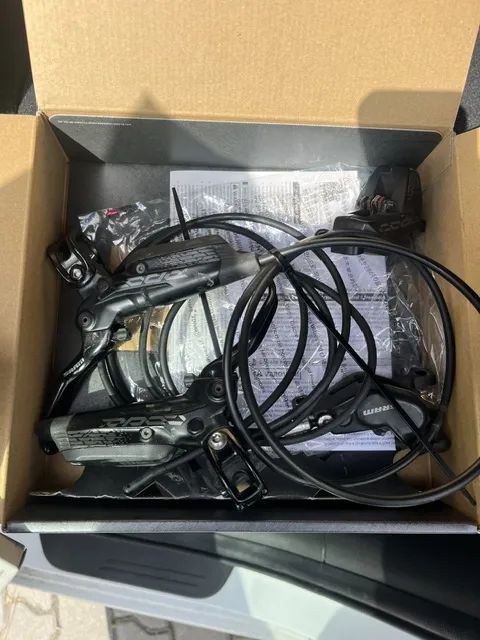 Sram CODE set