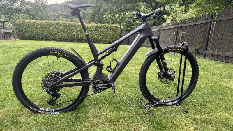 Canyon Neuron:ON CF 8