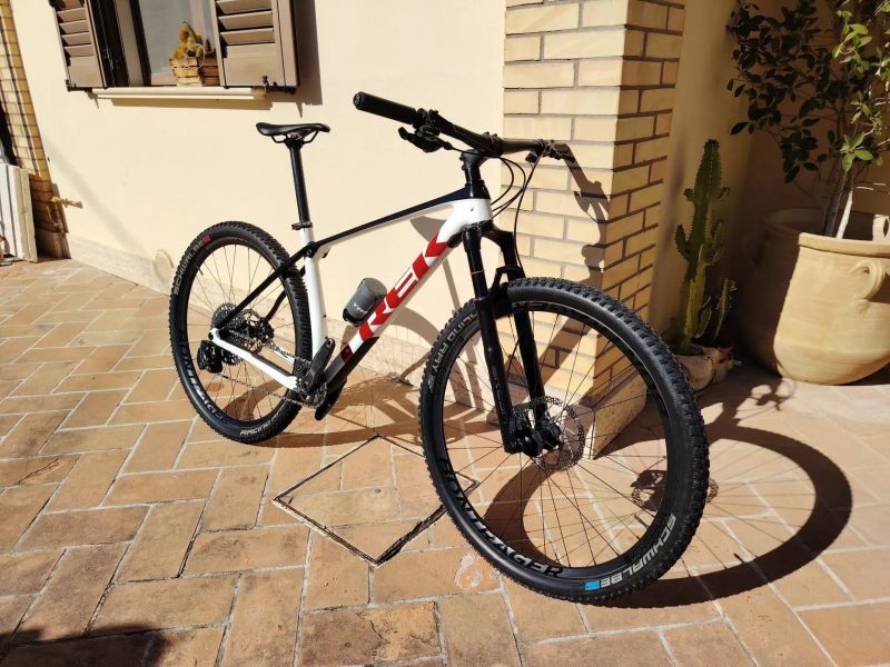 Trek PROCALIBER 9.7 Carbon L-/RS Reba/Sram Eagle GX/Bontrager carbon kola/