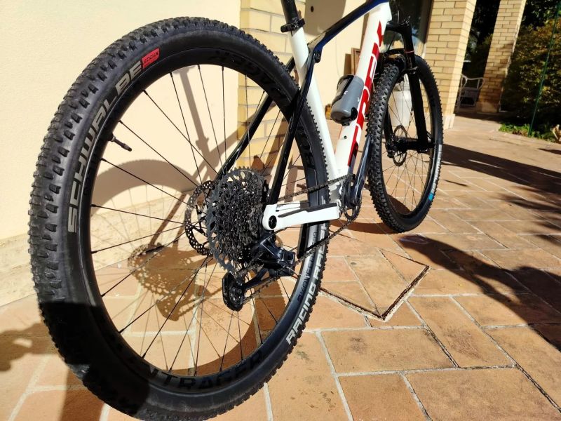 Trek PROCALIBER 9.7 Carbon L-/RS Reba/Sram Eagle GX/Bontrager carbon kola/
