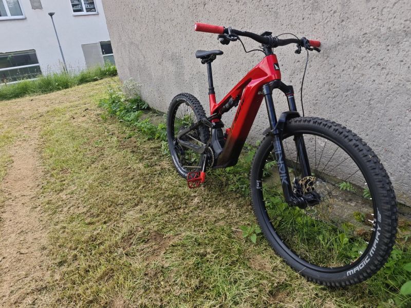Haibike AllMtn CF 9 2025 – Celokarbon / Bosch Gen 5