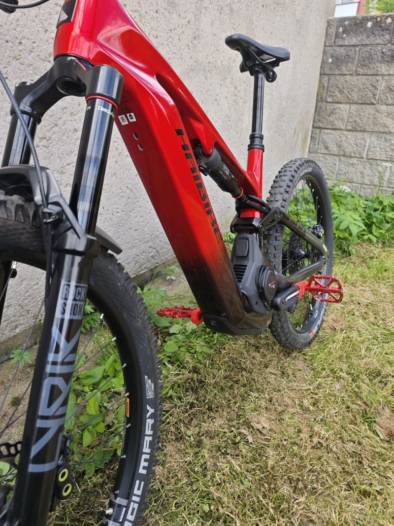 Haibike AllMtn CF 9 2025 – Celokarbon / Bosch Gen 5