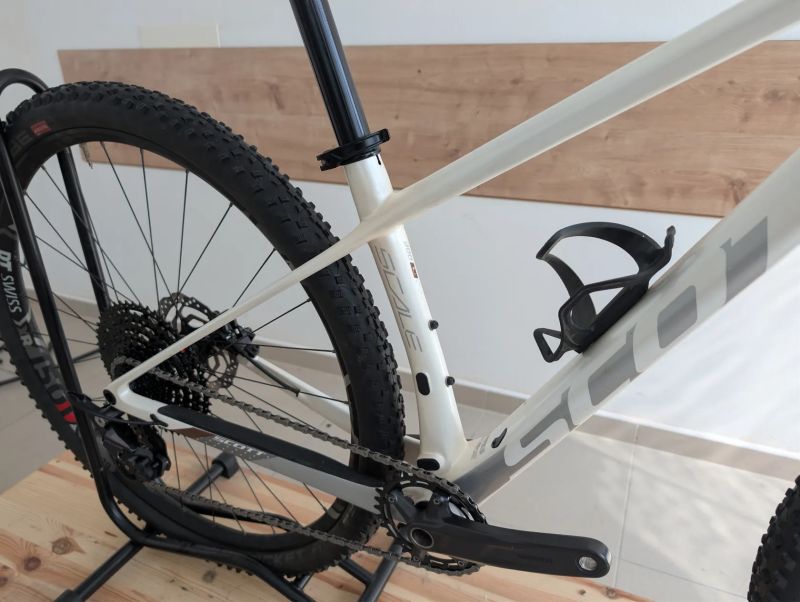 Scott Scale 900 contessa dt swiss xr1501