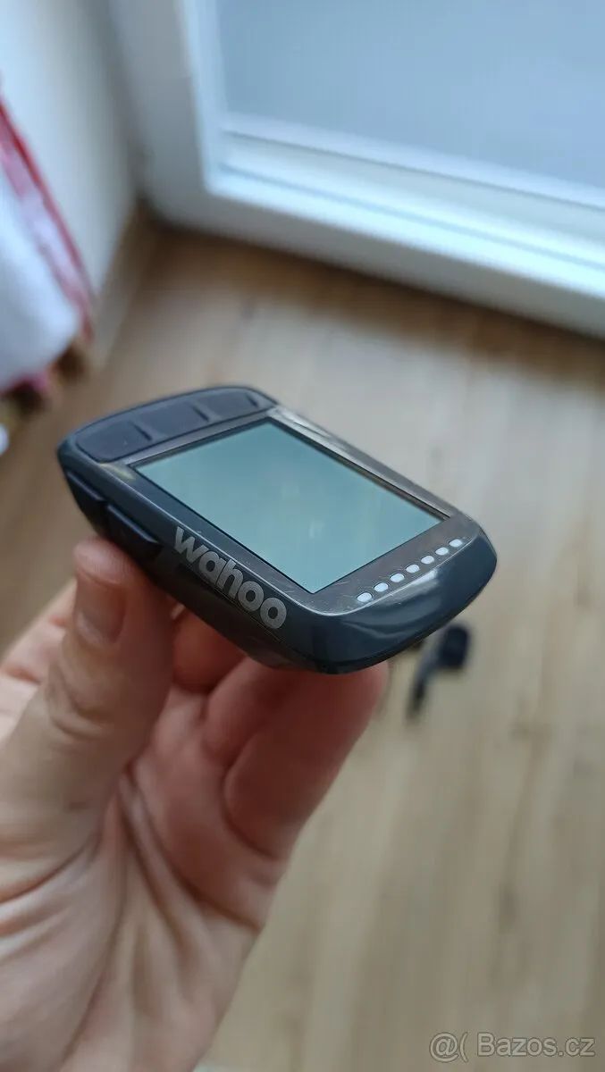 GPS cyklocomputer Wahoo Elemnt Bolt + senzor rychlosti