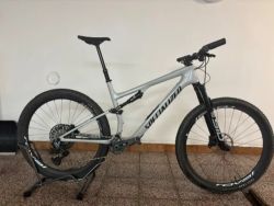 Specialized Epic 8 Expert