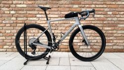 CUSTOM gravel Ridley ASTR / nový SRAM Rival 1×13 / karbonová kola Forza Skiron