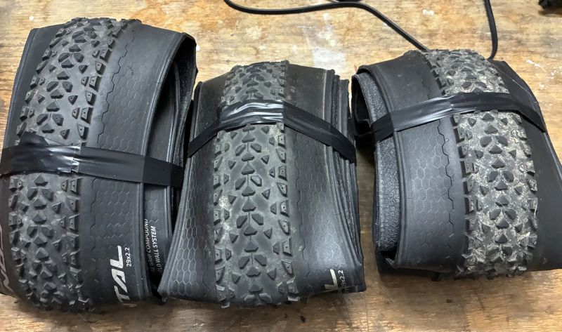 Continental Race King (3 ks)