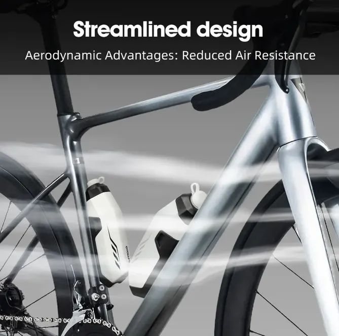 Aerodynamicky tvarovaná cyklistická láhev CYCLAMI s objemem 650 ml a vlastním kompatibilním košíkem