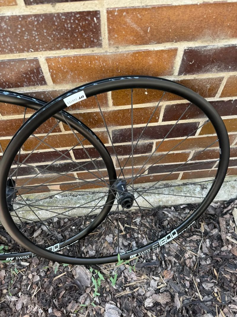 Hliníková kola DT Swiss E 1800 Spline