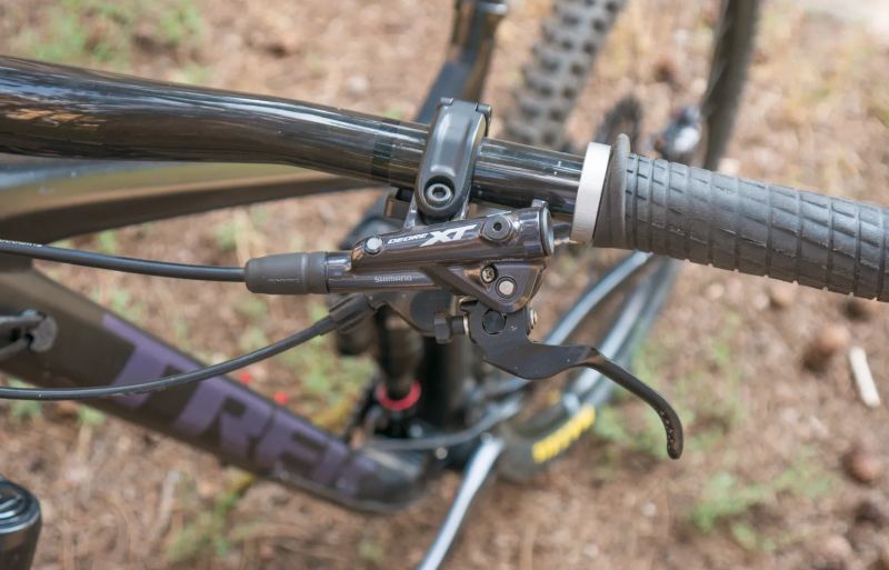 TREK SLASH 8 