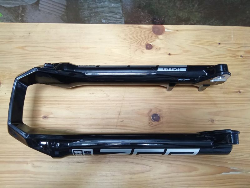 RockShox ZEB Ultimate lower leg 29" 15x110 Boost, 38 mm (11.4018.091.066)