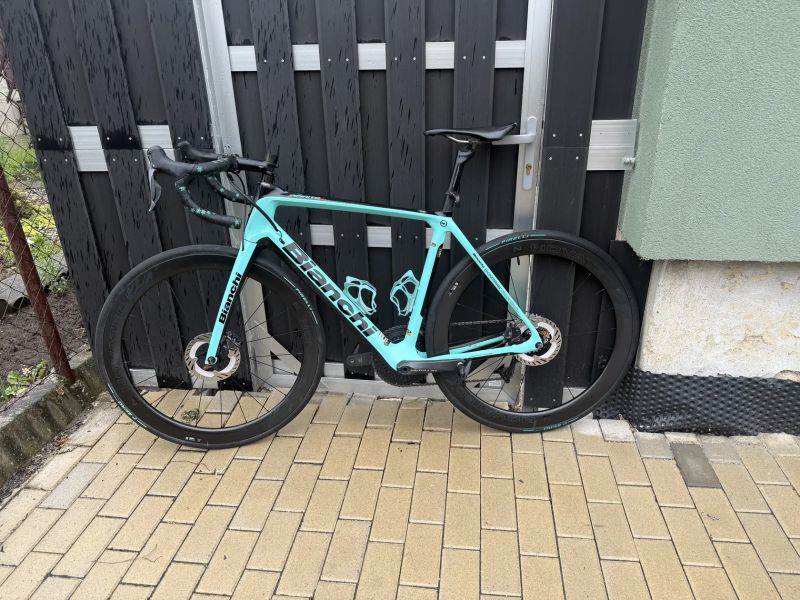 Bianchi Infinito CV disc Ultegra Di2 vel. 55