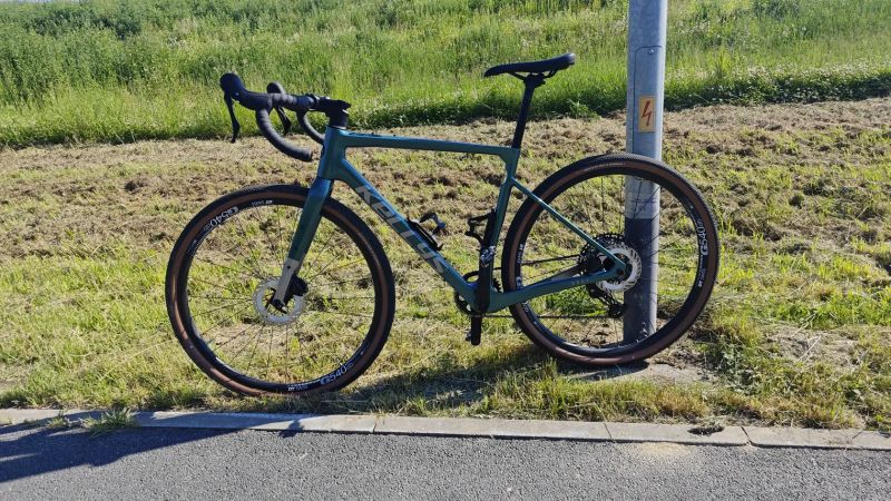 Gravel Kellys Soot X90