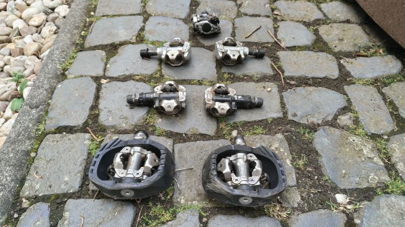 Shimano SPD pedály (každý si vybere)