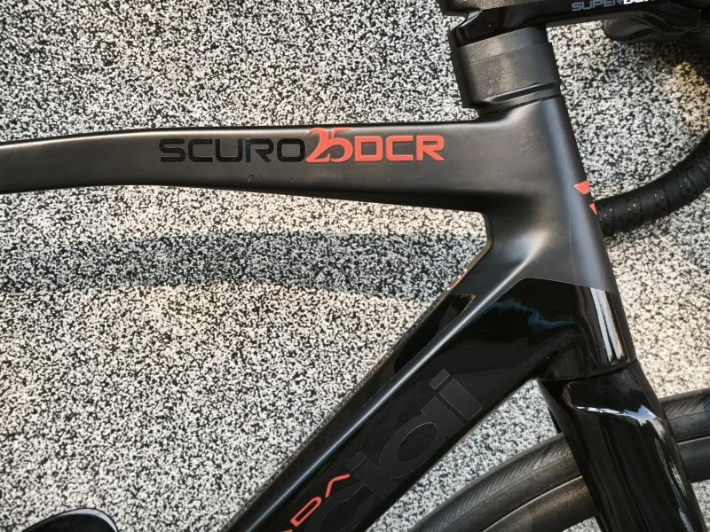 Dedacciai Strada Scuro 25DCR