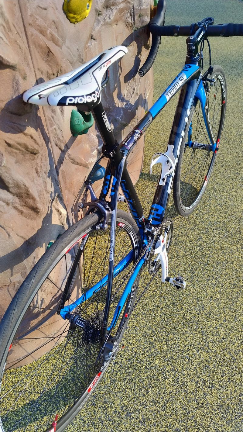 Focus IZALCO MAX
