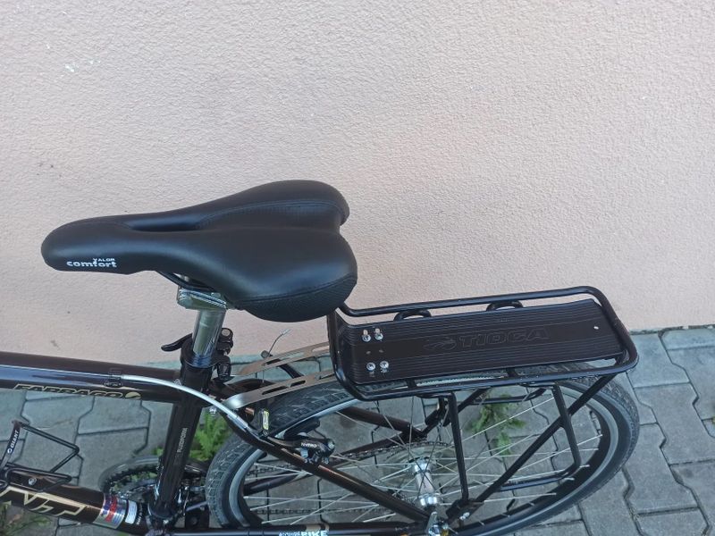Krosové / trekingové kolo GIANT Farrago 28" Deore