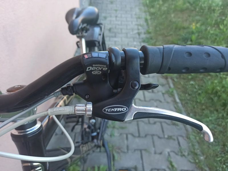 Krosové / trekingové kolo GIANT Farrago 28" Deore