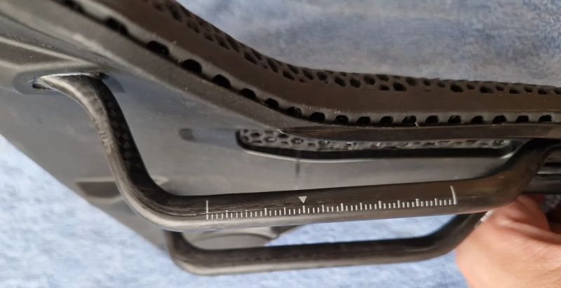 Fizik Vento Antares R1 Adaptive (carbon + 3D tisk ) 150mm