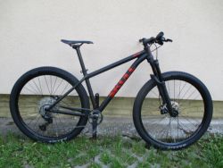 Rezervace 29" kolo RB CR 17", vidlice Manitou Machete air, Shimano Deore 1x12, BOOST pevné osy