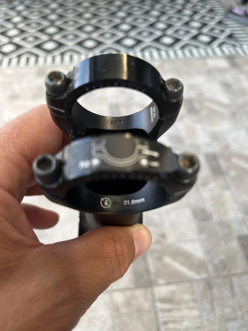 Řidítka gravel/silniční Bontrager GR Elite 46/52