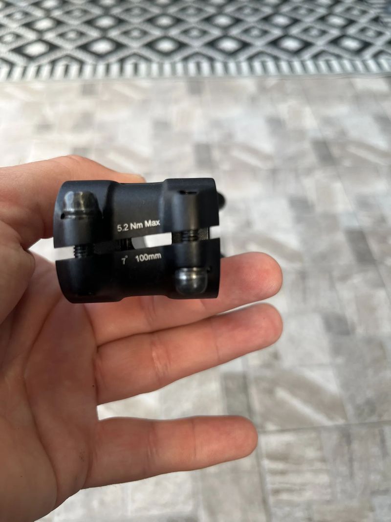 Řidítka gravel/silniční Bontrager GR Elite 46/52