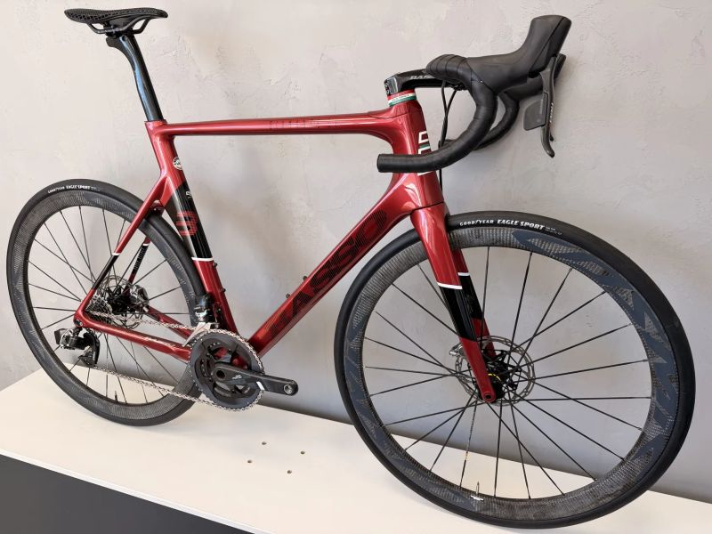 Basso Diamante SV, Sram Red, Mavic Cosmic SL