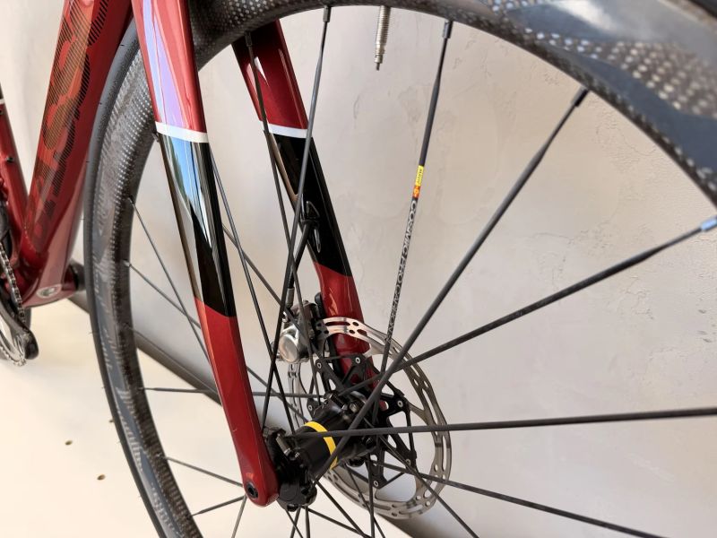 Basso Diamante SV, Sram Red, Mavic Cosmic SL
