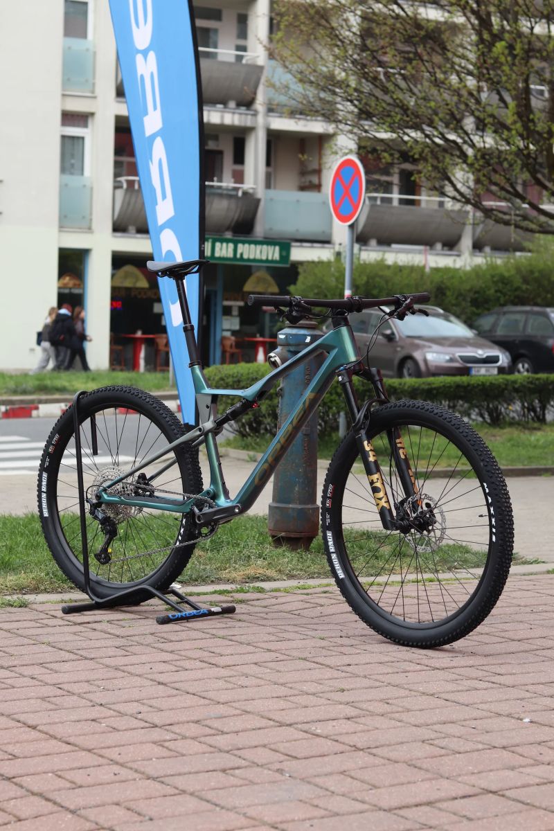 ORBEA Oiz M30 Seaweed Carbon View/Spaceship Green vel.XL / NOVÉ
