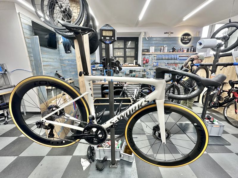 Specialized S-Works Tarmac SL8 | vel. 56 cm | Shimano Dura-Ace | Roval Rapide CLX | 6,7 kg